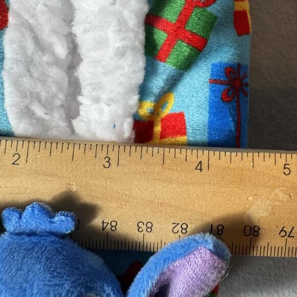 Disney Stitch Fuzzy Babba Non-Slip Slipper Socks Holiday Gifts Print One Size - Picture 9 of 10